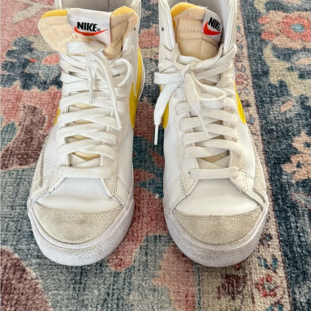 Nike Blazer Mid ‘77 Vintage Optic Yellow Swoosh High-Top Sneakers size 7 - Picture 6 of 7
